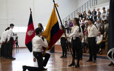 Emotivo Juramento a la Bandera en 12vo Grado